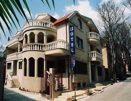 Antik Hotel Varna Exterior photo