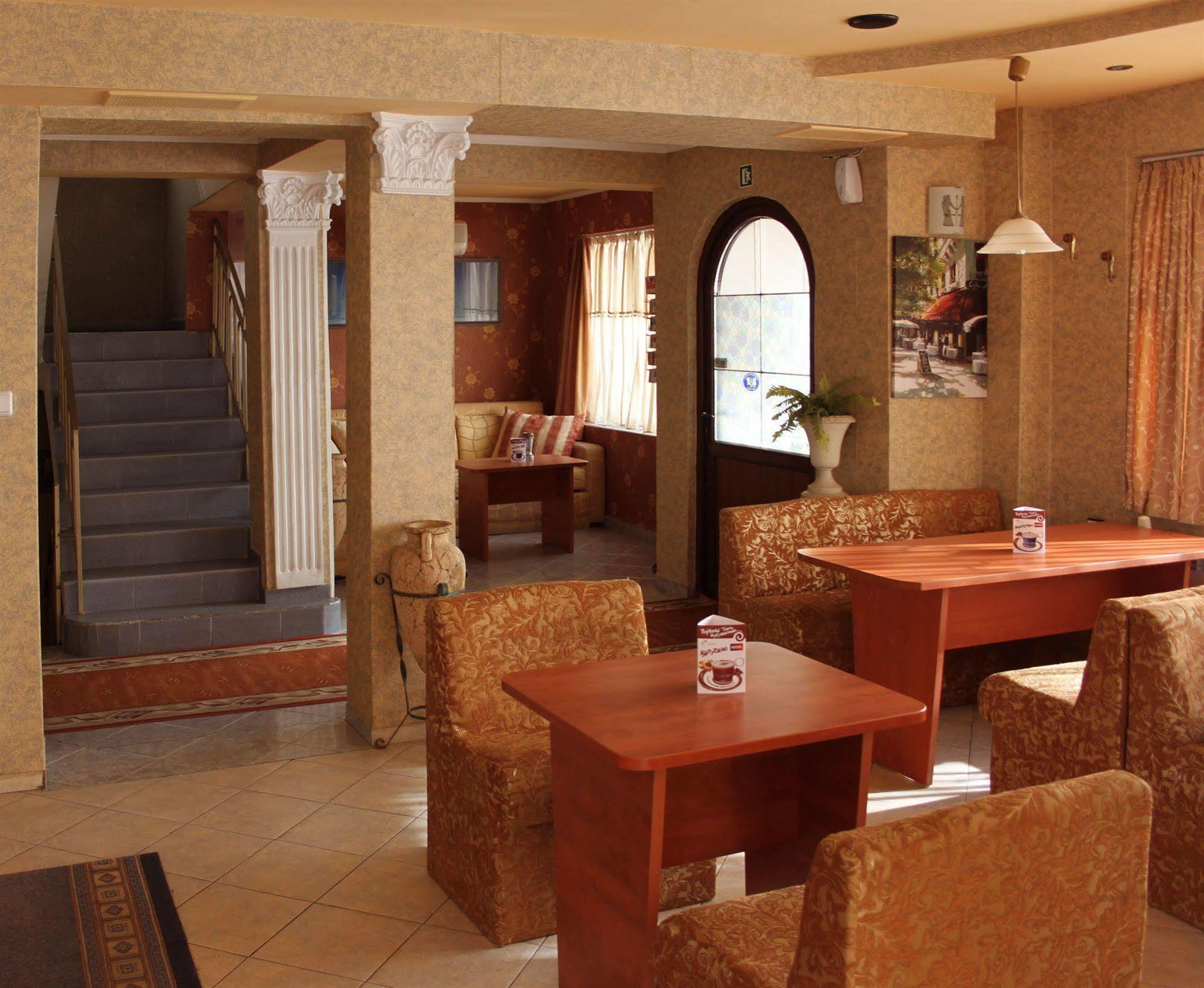 Antik Hotel Varna Exterior photo