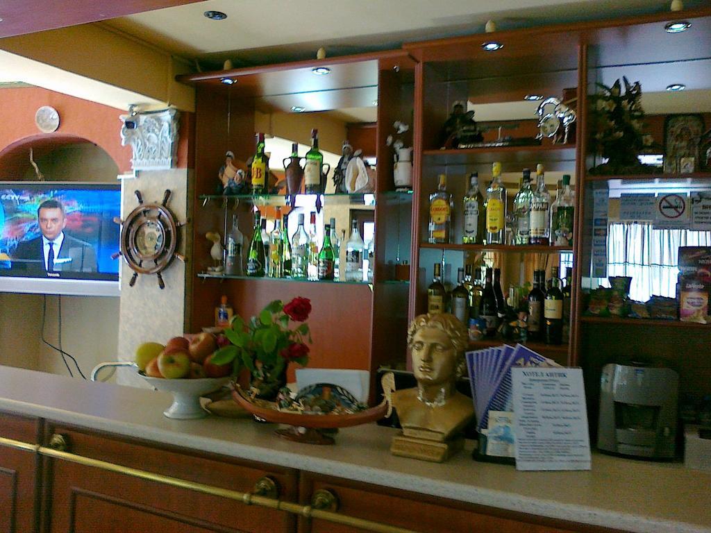 Antik Hotel Varna Exterior photo
